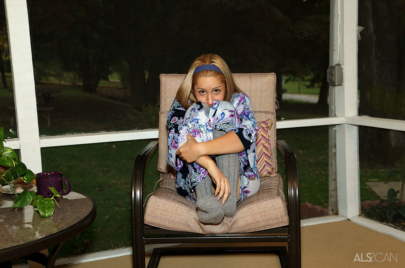 Александра, 22 года, 1 размер груди